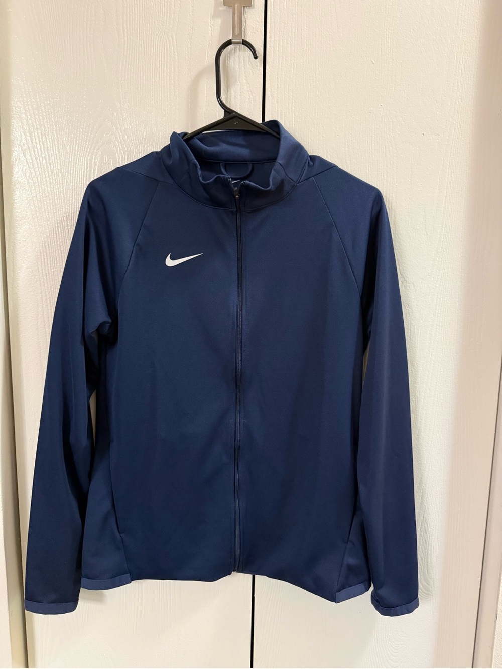 Nike Woman’s Navy Lightweight Full-Zip Performance Jacket - DRI-FIT